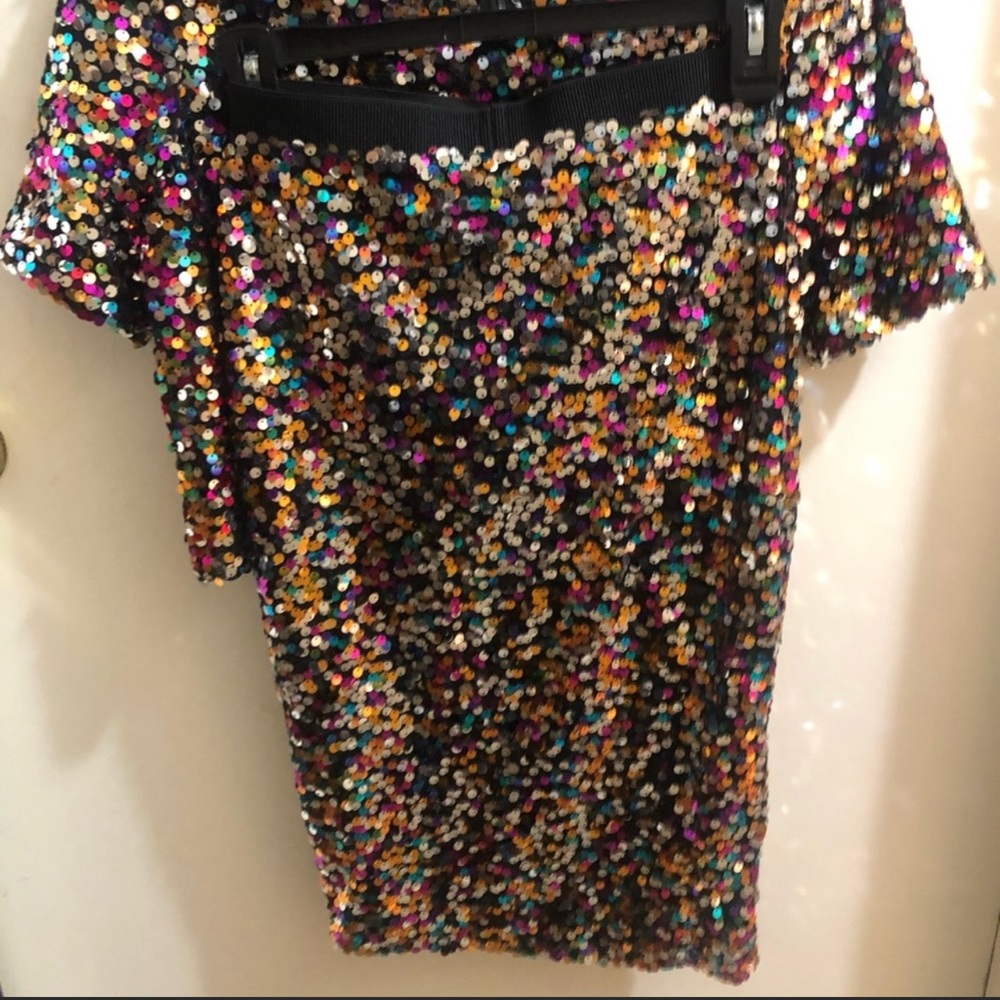H&M Multi-Color Sequin Crop Top & Matching Skirt - image 6